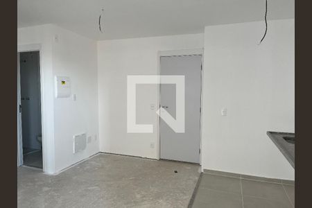 Sala/Cozinha integrada  de apartamento à venda com 2 quartos, 41m² em Barra Funda, São Paulo