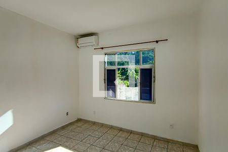 quarto 1 de casa à venda com 3 quartos, 238m² em Curicica, Rio de Janeiro
