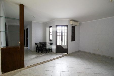 Sala de casa para alugar com 4 quartos, 270m² em Recreio dos Sorocabanos, Sorocaba