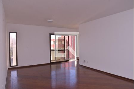 Sala de apartamento à venda com 3 quartos, 244m² em Vila Bastos, Santo André