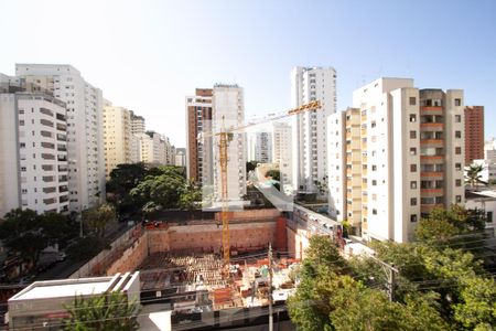 Vista de apartamento à venda com 3 quartos, 95m² em Indianópolis, São Paulo