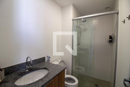 Banheiro de apartamento para alugar com 1 quarto, 37m² em Santo Amaro, São Paulo