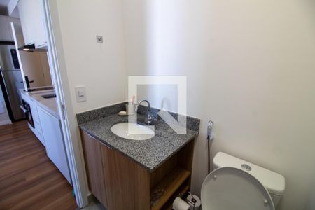 Banheiro de apartamento para alugar com 1 quarto, 37m² em Santo Amaro, São Paulo