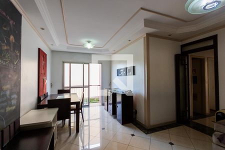 Sala de apartamento à venda com 3 quartos, 80m² em Vila Sao Pedro, Santo André