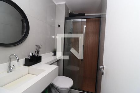 Banheiro de apartamento para alugar com 2 quartos, 34m² em Cidade Mãe do Céu, São Paulo