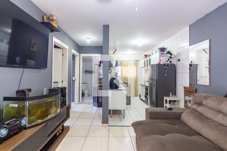 Sala  de apartamento à venda com 2 quartos, 47m² em Metalúrgicos, Osasco