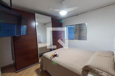 Quarto 1 de casa para alugar com 2 quartos, 110m² em Jardim Piratininga, São Paulo