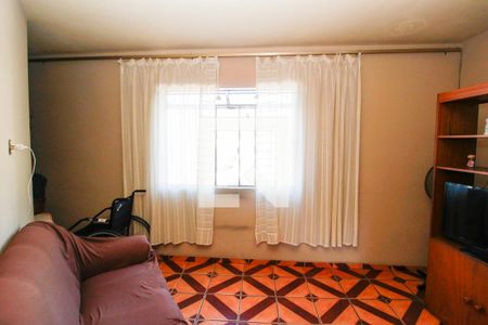 Sala de casa à venda com 3 quartos, 174m² em Santo Andre, Belo Horizonte