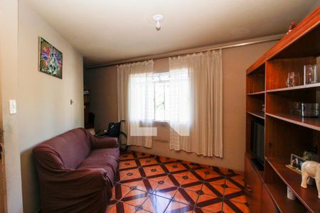 Casa à venda com 5 quartos, 174m² em Santo Andre, Belo Horizonte