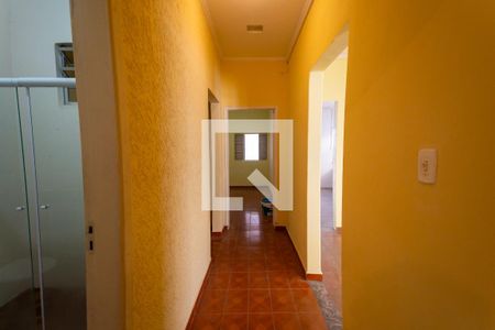 Corredor de casa à venda com 3 quartos, 100m² em Vila Santa Clara, São Paulo