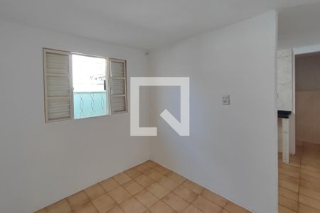 Quarto 1 de casa para alugar com 1 quarto, 30m² em Vila Aurocan, Campinas