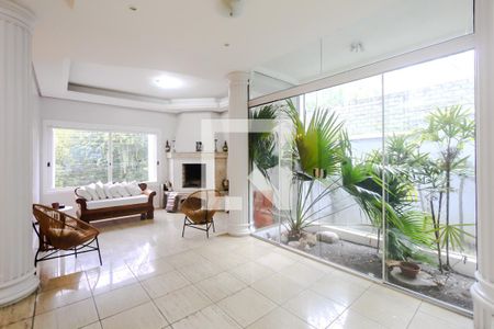 Sala de casa à venda com 5 quartos, 650m² em Parque Santa Fé, Porto Alegre