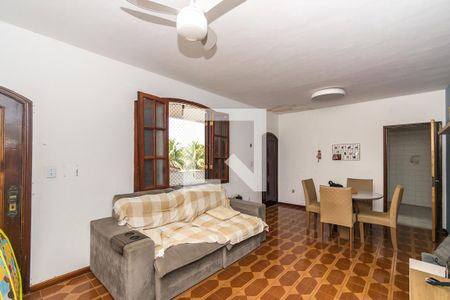 Sala de apartamento para alugar com 3 quartos, 280m² em Olaria, Rio de Janeiro