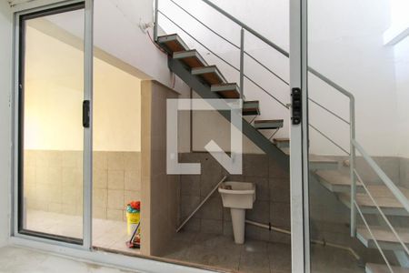 Vista da Sala de casa para alugar com 3 quartos, 144m² em Vila Carmosina, São Paulo