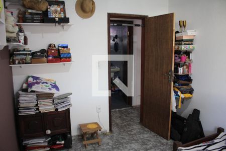 Quarto 1 de casa à venda com 3 quartos, 200m² em Santa Helena, Contagem