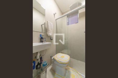 Banheiro Social 1 de casa à venda com 2 quartos, 108m² em Vila do Encontro, São Paulo