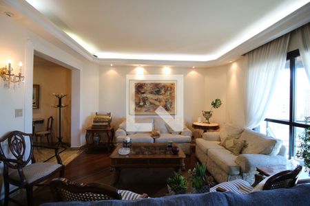 Apartamento para alugar com 4 quartos, 220m² em Vila Prudente, São Paulo