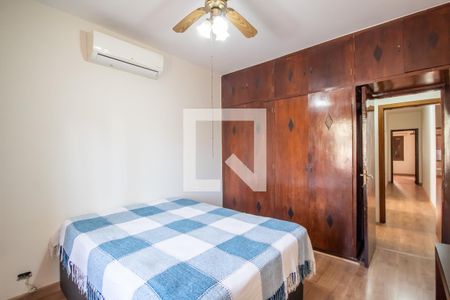 Suíte 1 de casa para alugar com 3 quartos, 190m² em Vila Yara, Osasco