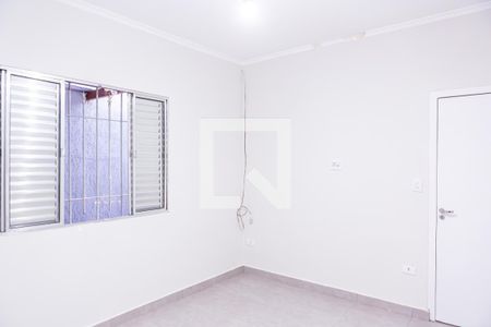 Quarto de casa para alugar com 1 quarto, 34m² em Vila Paranagua, São Paulo