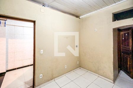 Sala de casa para alugar com 2 quartos, 110m² em Penha de França, São Paulo