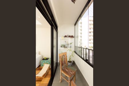 Varanda da Sala de apartamento à venda com 3 quartos, 112m² em Moema, São Paulo