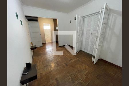 quarto 2 de casa à venda com 5 quartos, 220m² em Parque Continental, São Paulo