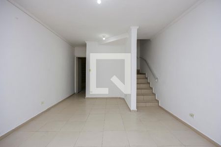 Sala de casa para alugar com 3 quartos, 130m² em Jardim Iracema, São Paulo