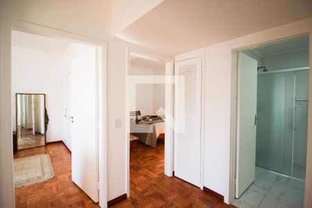 Corredor de apartamento à venda com 3 quartos, 128m² em Itaim Bibi, São Paulo