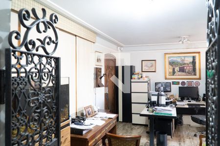 Escritório de casa de condomínio à venda com 4 quartos, 700m² em Jardim Leonor, São Paulo