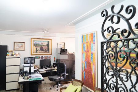 Escritório de casa de condomínio à venda com 4 quartos, 700m² em Jardim Leonor, São Paulo