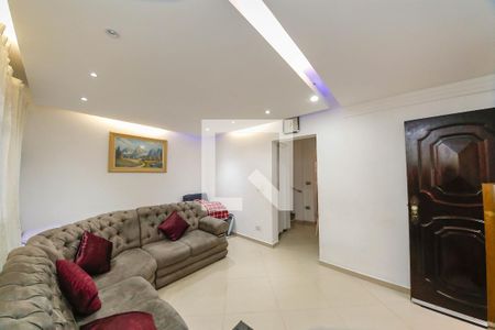 Sala de casa para alugar com 4 quartos, 112m² em Vila Central, São Paulo