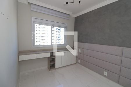 Quarto Suíte de apartamento à venda com 2 quartos, 68m² em Chácara Seis de Outubro, São Paulo