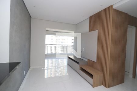 Apartamento à venda com 68m², 2 quartos e 1 vagaSala de TV