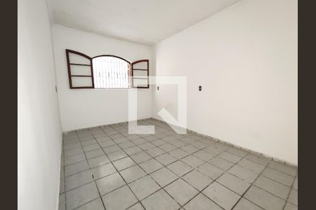 Quarto 1 de casa para alugar com 2 quartos, 300m² em Jardim Rodrigues Alves, Ferraz de Vasconcelos