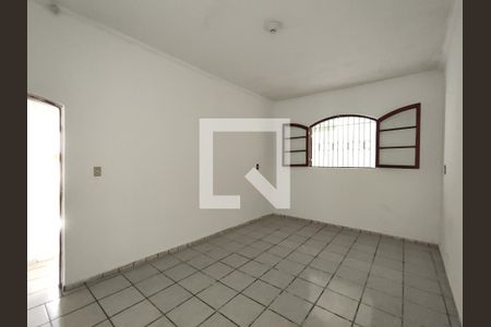 Quarto 1 de casa para alugar com 2 quartos, 300m² em Jardim Rodrigues Alves, Ferraz de Vasconcelos