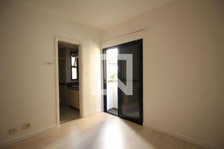 Suíte  de apartamento à venda com 3 quartos, 88m² em Vila Suzana, São Paulo