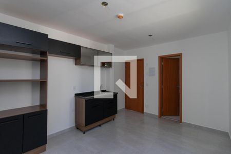 Sala  de apartamento para alugar com 1 quarto, 27m² em Vila Mazzei, São Paulo