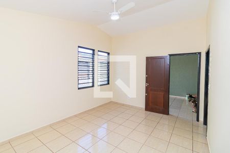 Sala de TV de casa para alugar com 2 quartos, 150m² em Residencial E Comercial Palmares, Ribeirão Preto