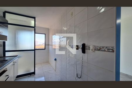 Cozinha de apartamento para alugar com 1 quarto, 50m² em Guilhermina, Praia Grande