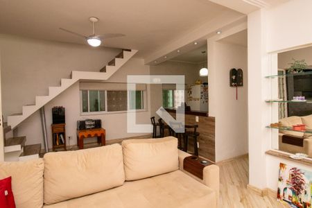 Sala de casa à venda com 4 quartos, 200m² em Anil, Rio de Janeiro