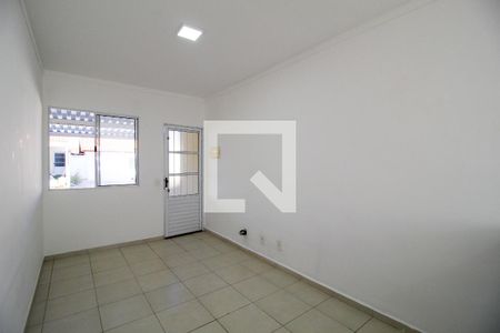 Sala de casa de condomínio para alugar com 3 quartos, 52m² em Parque Vitoria Regia, Sorocaba