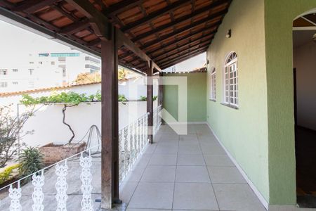 Varanda da Sala 1 de casa à venda com 4 quartos, 244m² em Santa Rosa, Belo Horizonte