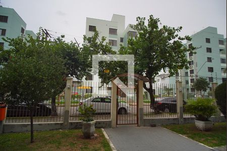 Sala - Varanda - Vista de apartamento à venda com 2 quartos, 55m² em Sarandi, Porto Alegre