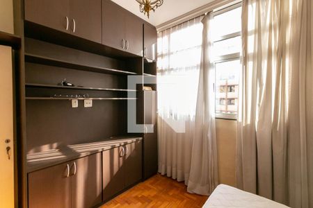Quarto de apartamento para alugar com 2 quartos, 85m² em Barro Preto, Belo Horizonte