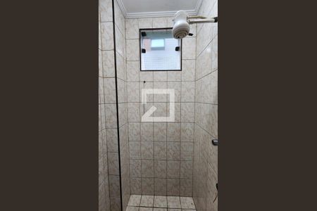 Banheiro de kitnet/studio para alugar com 1 quarto, 30m² em Marapé, Santos