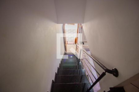 Escada de casa à venda com 2 quartos, 83m² em Parada Xv de Novembro, São Paulo