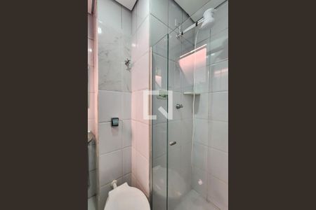 Banheiro de kitnet/studio para alugar com 1 quarto, 25m² em Centro, São Bernardo do Campo