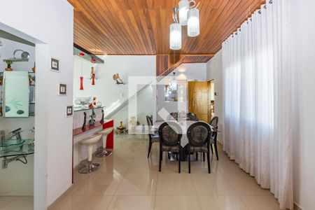 Sala de casa à venda com 3 quartos, 640m² em Nova Suíça, Belo Horizonte