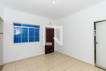 Casa à venda com 98m², 1 quarto e 2 vagasSala