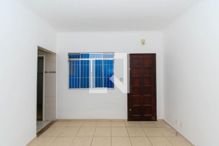 Casa à venda com 98m², 1 quarto e 2 vagasSala